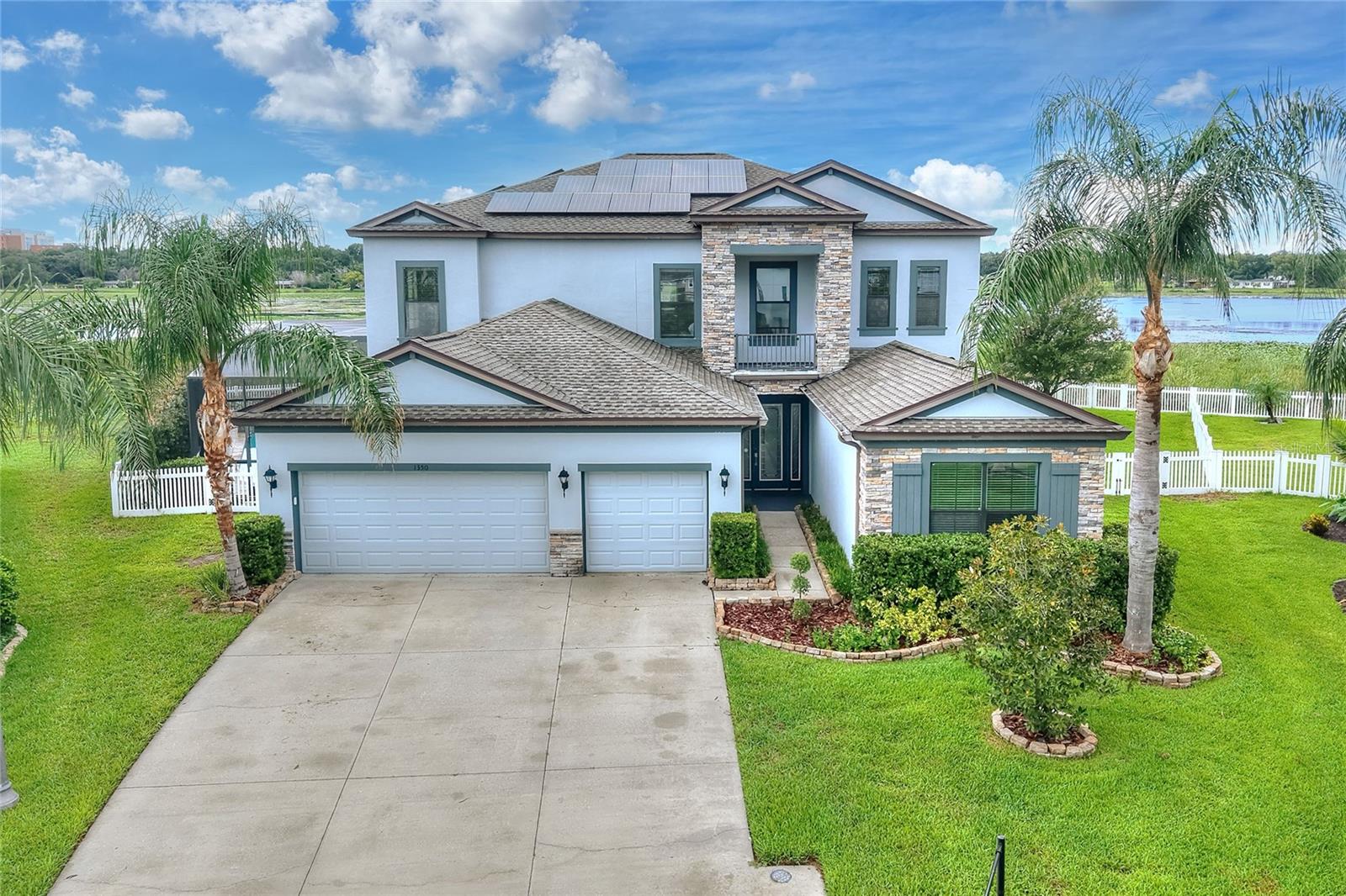 1350 Heritage Landings Dr