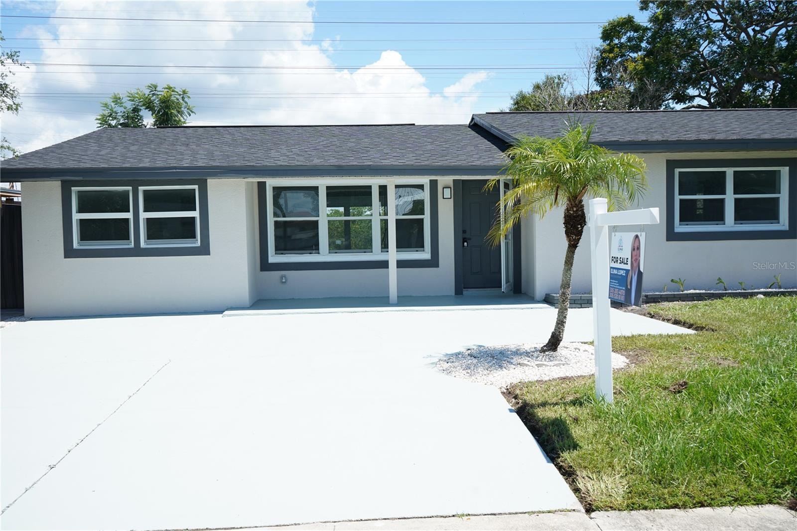 311 Country Club Dr