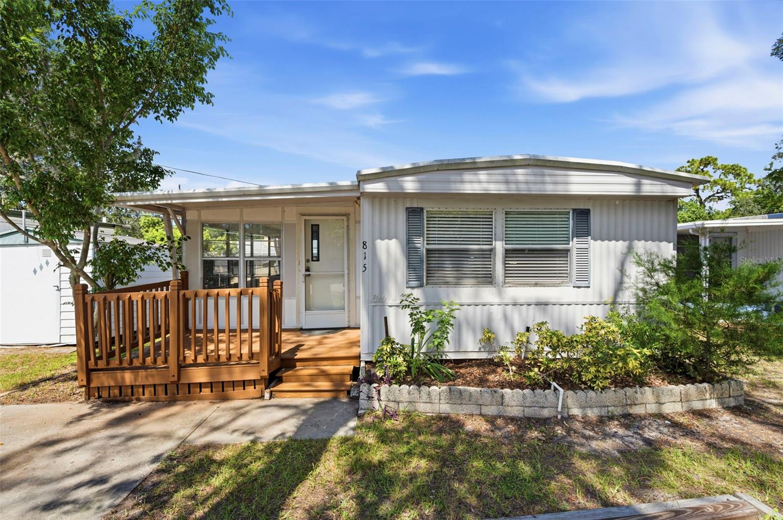 815 Elkan Dr