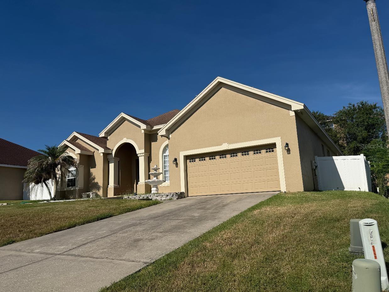 5667 Vintage View Ave