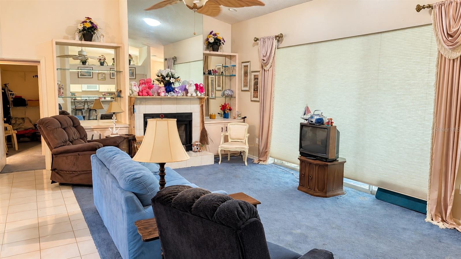 3714 Pond View Ln