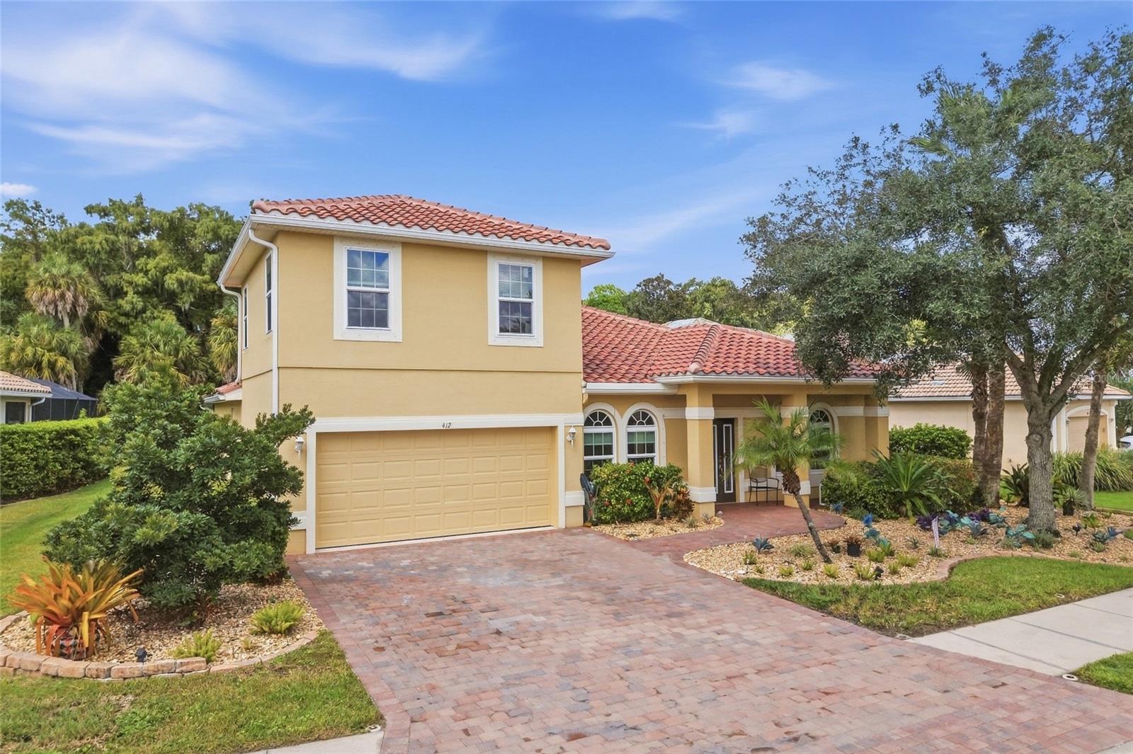 412 Golden Harbour Trl