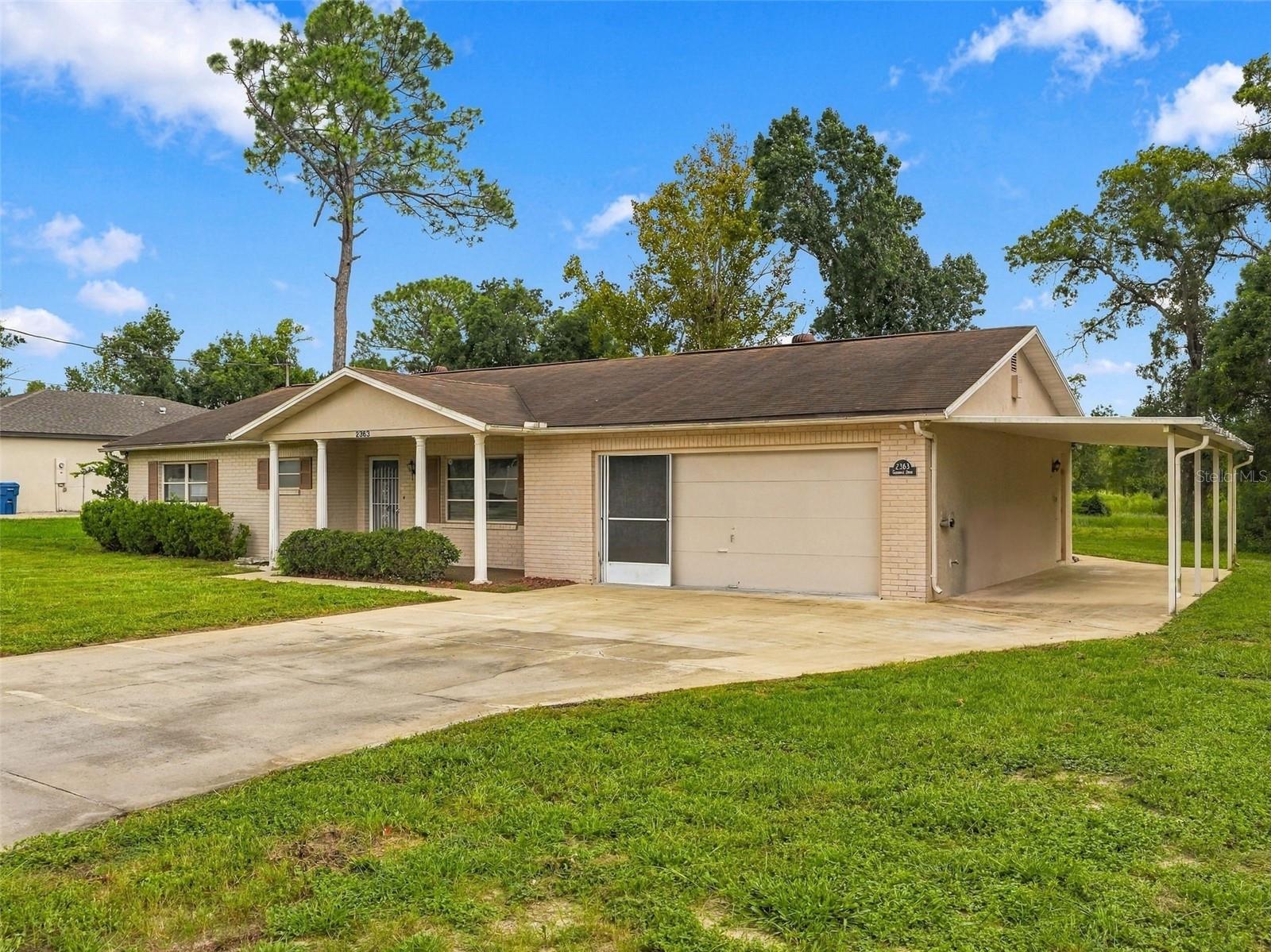 2363 Glenridge Dr