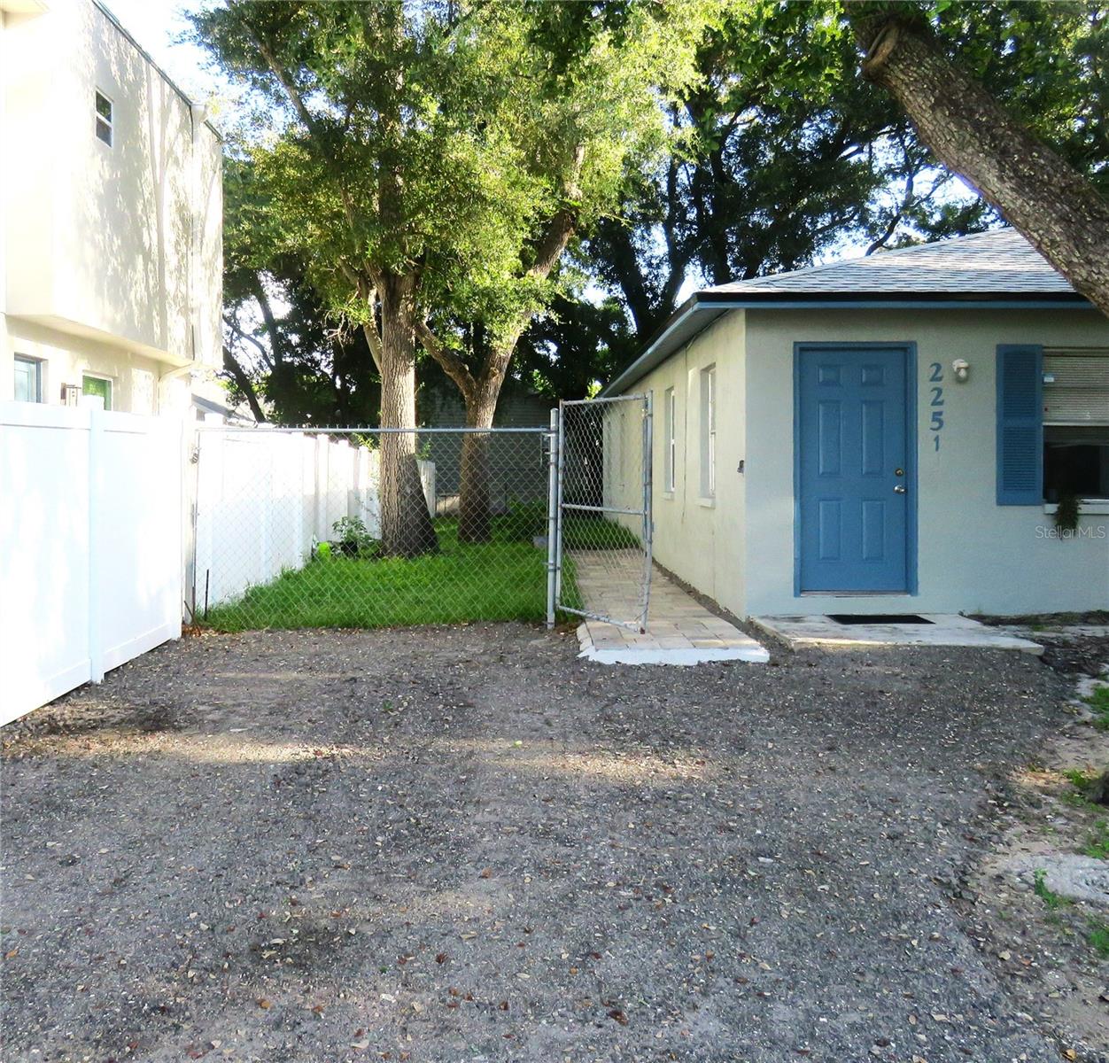 2251 And 2253 19th St