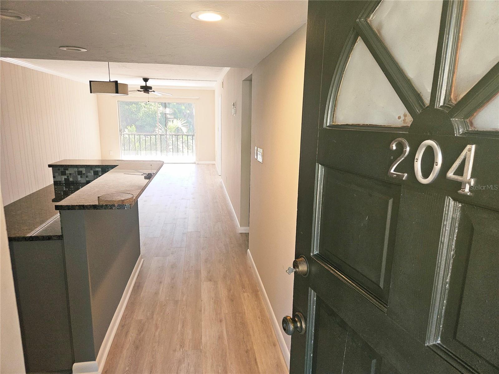 1650 Pine Tree Ln #204