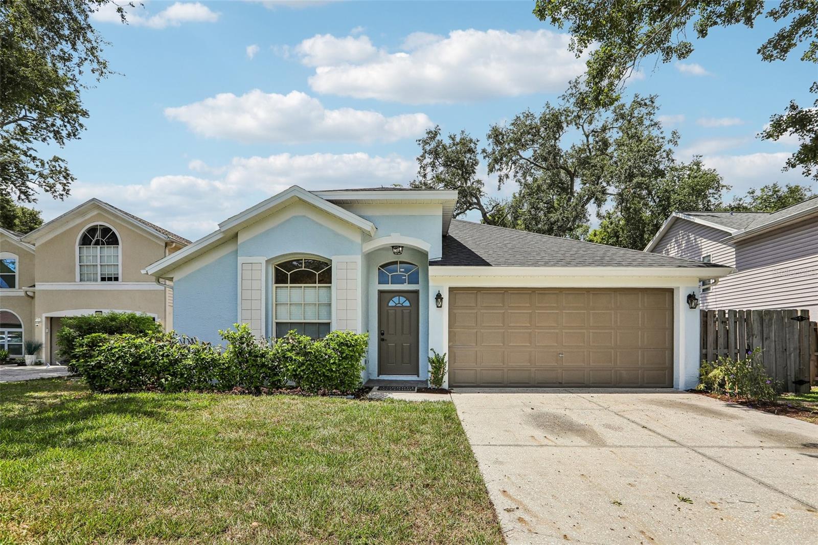 2455 Hickman Cir