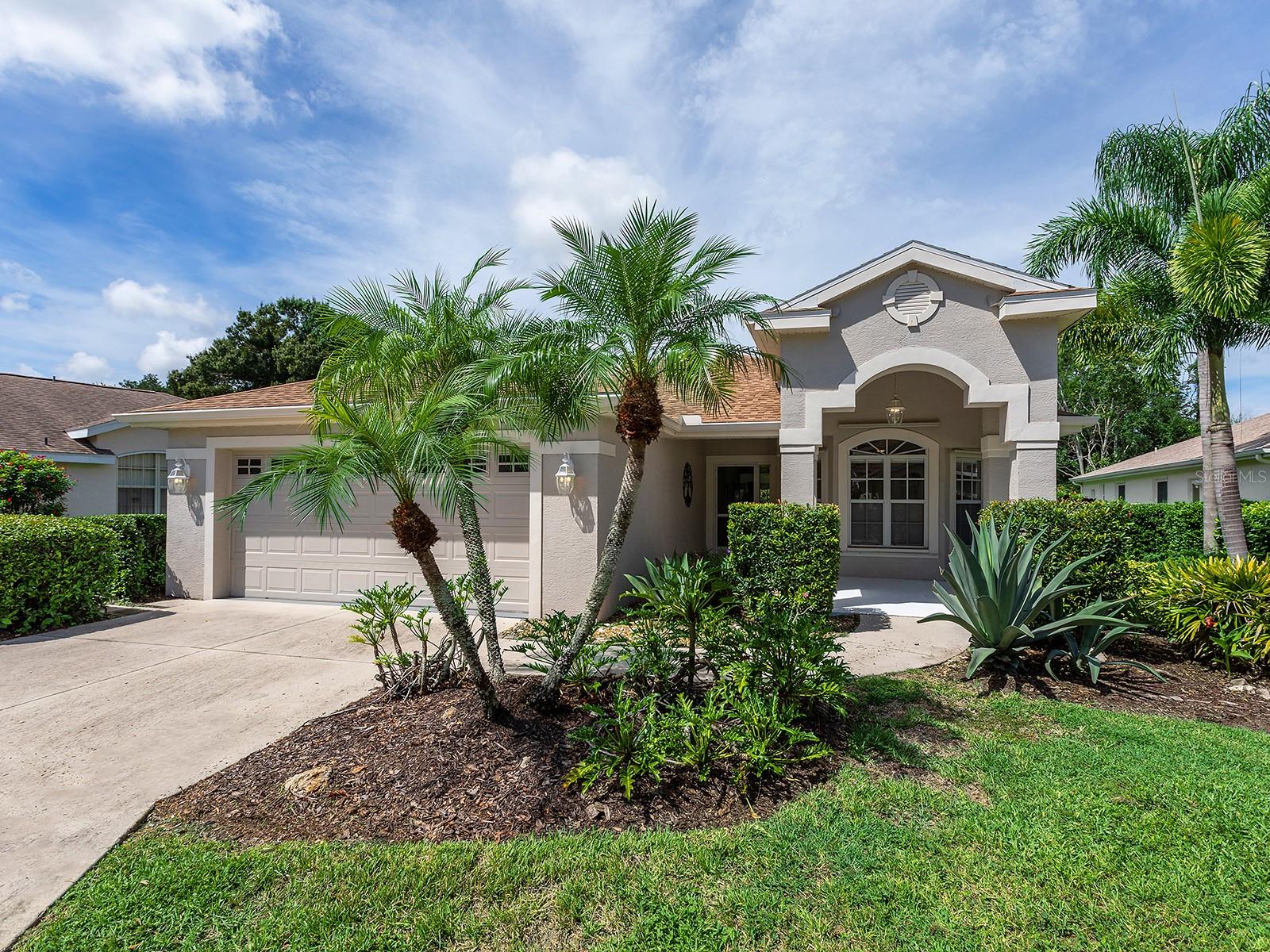 7326 Eleanor Cir