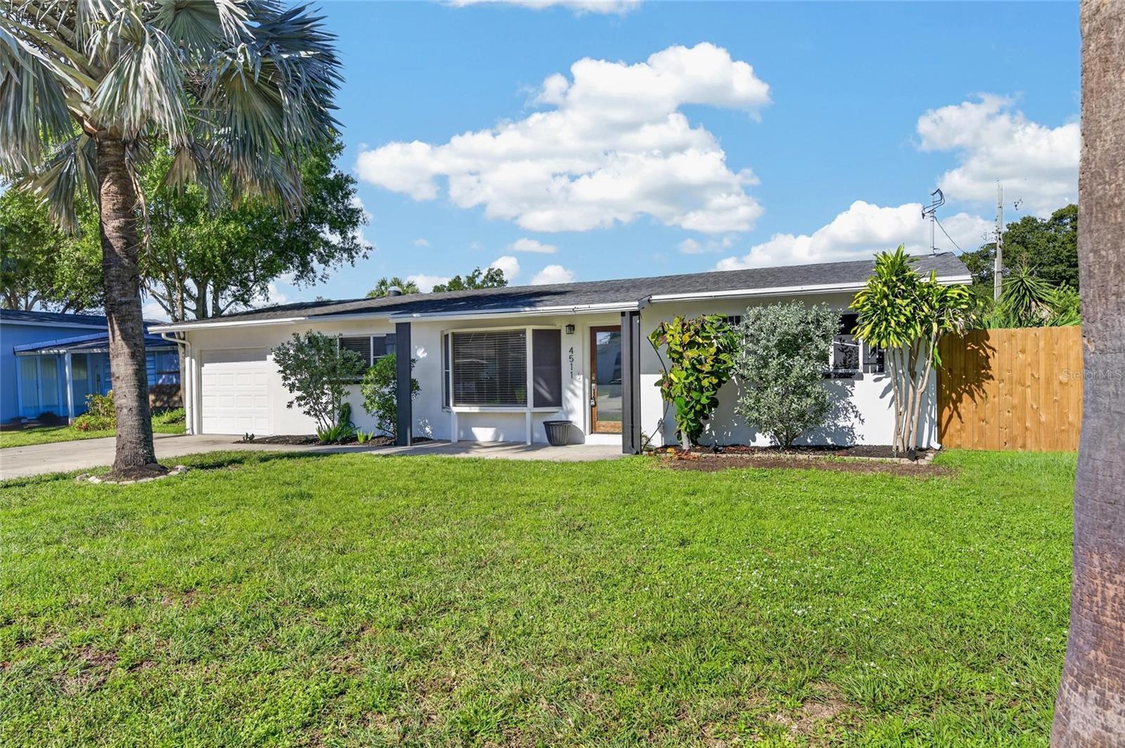 4511 S Gaines Rd