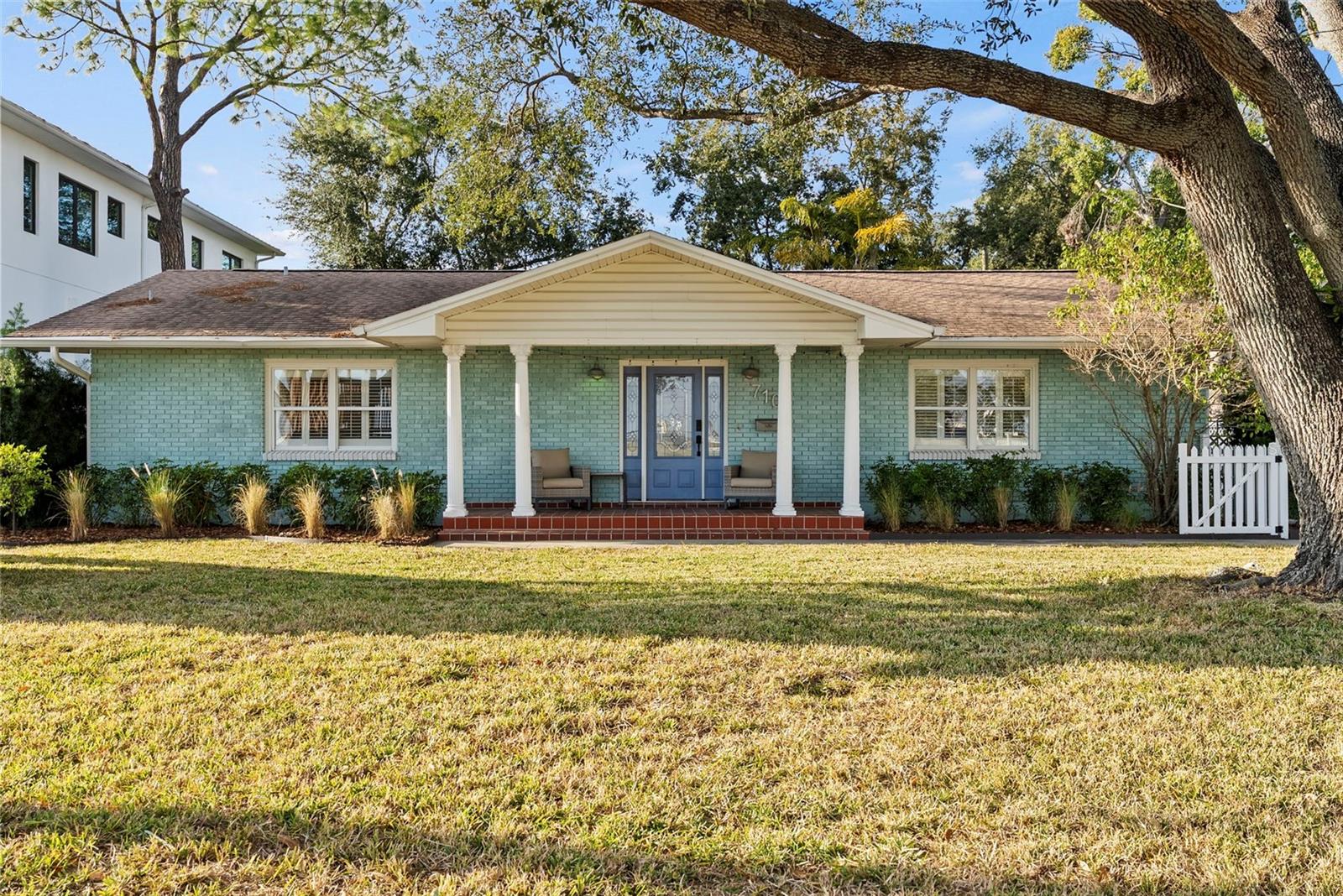 710 S Davis Blvd