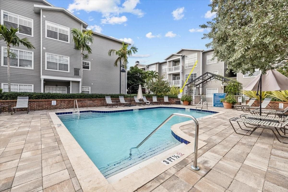 800 S Dakota Ave #206