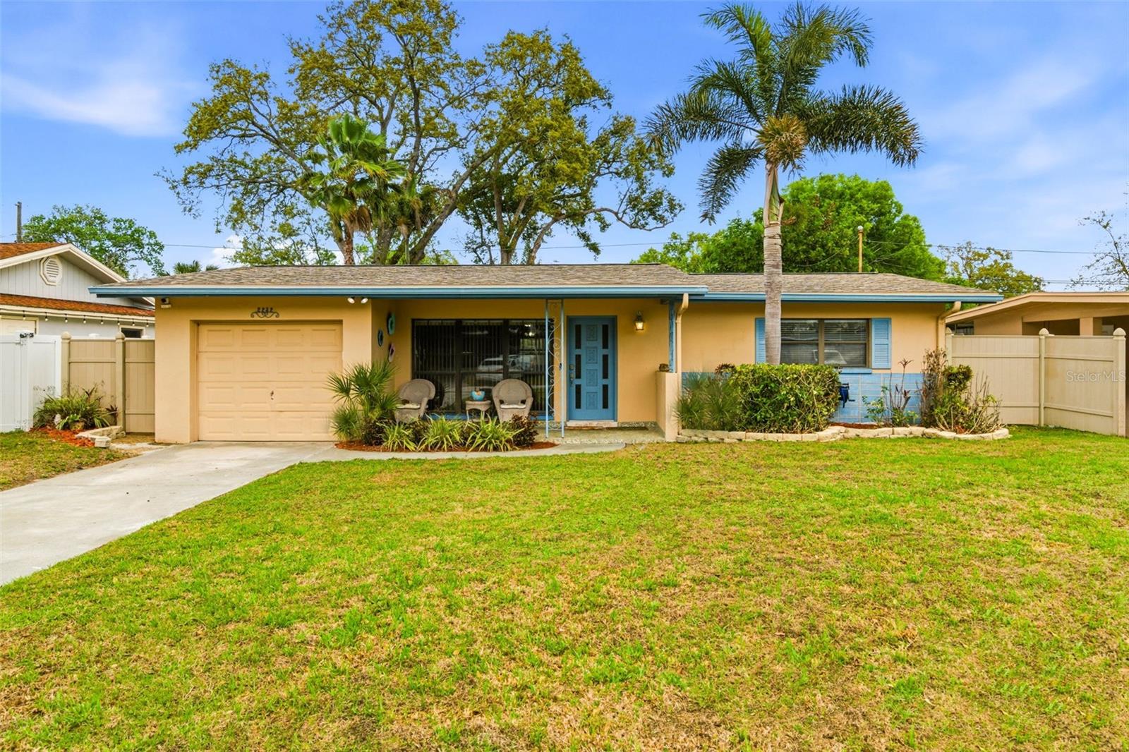2232 Norman Dr