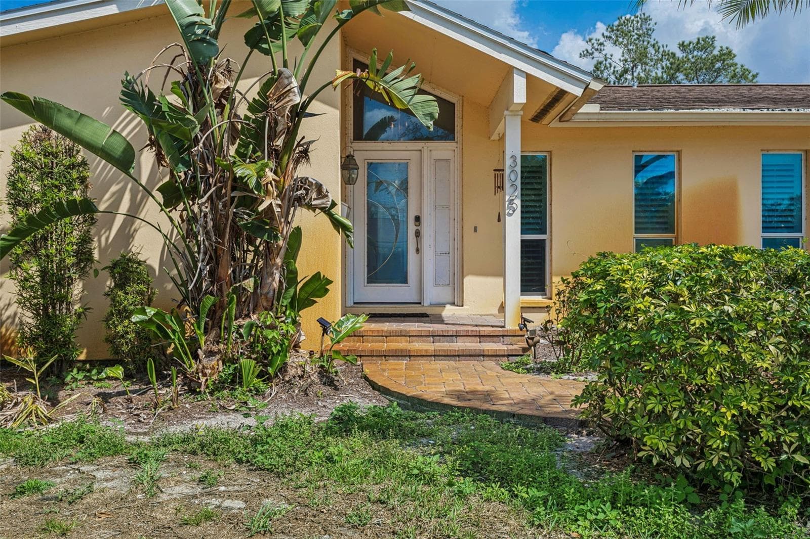 3025 Samara Dr