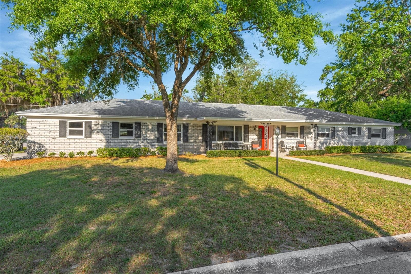 808 Coulter Pl