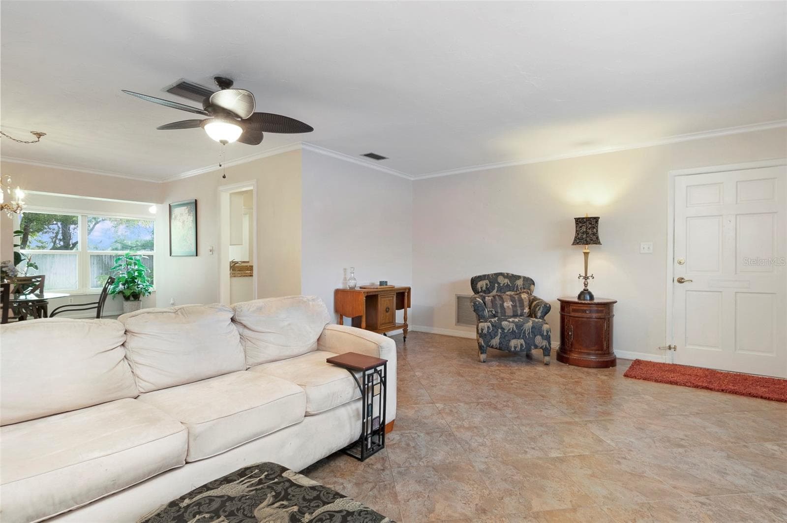 8303 Annwood Rd