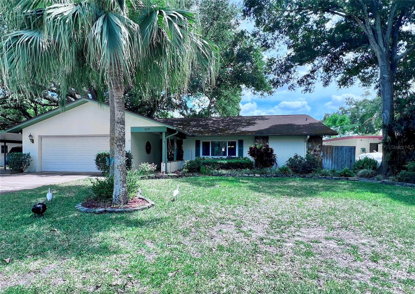 2219 Alice Ln