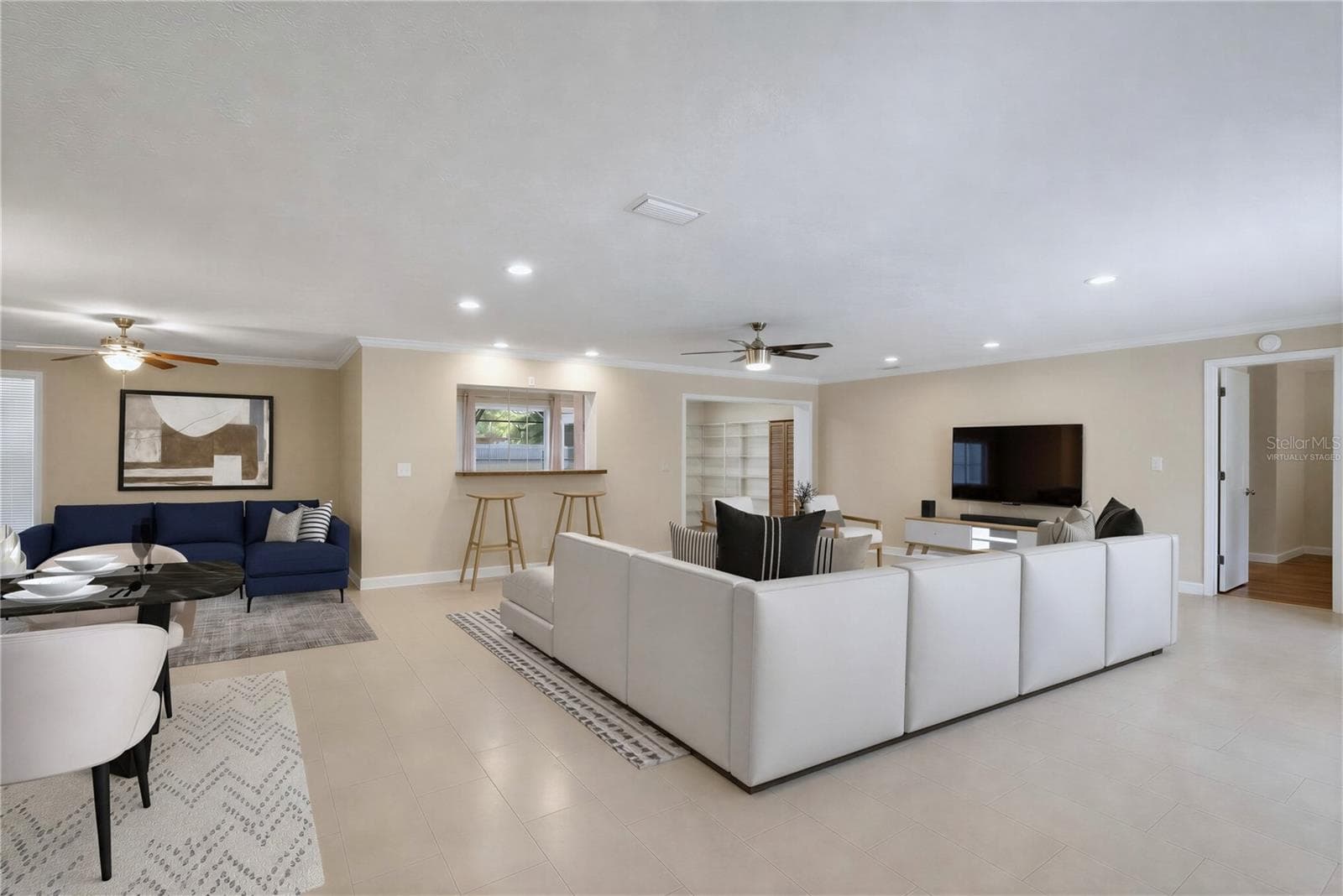 2207 Willowbrook Dr